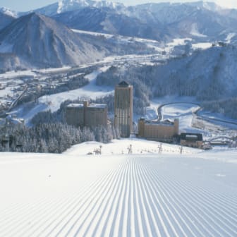 Pure White Ski Resorts
