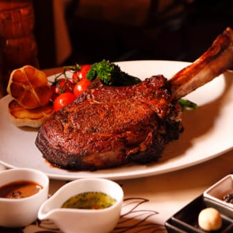 Premium Black Angus Tomahawk Steak