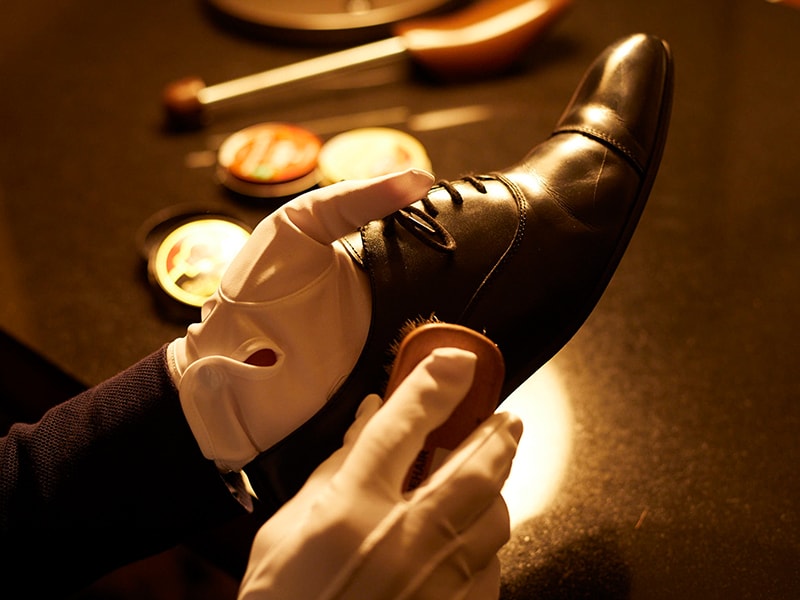 Shoe-Shine Service