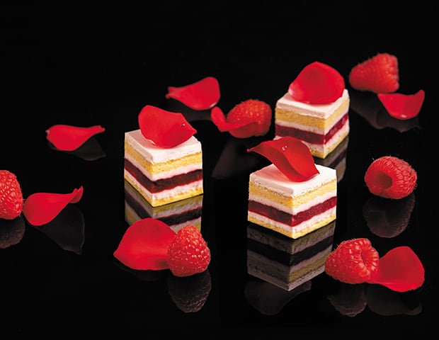 Shortcake Ispahan by PIERRE HERMÉ PARIS