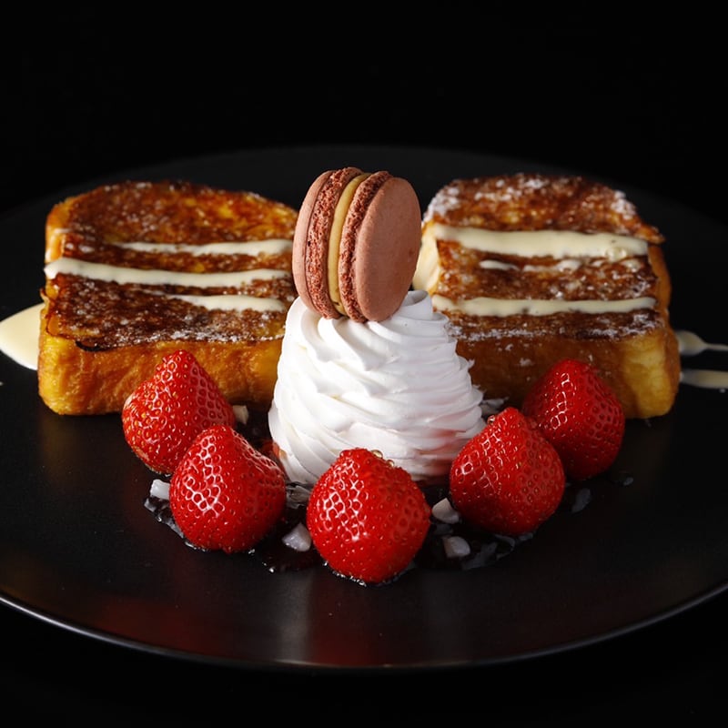 French Toast Brioche with Amaou Strawberries