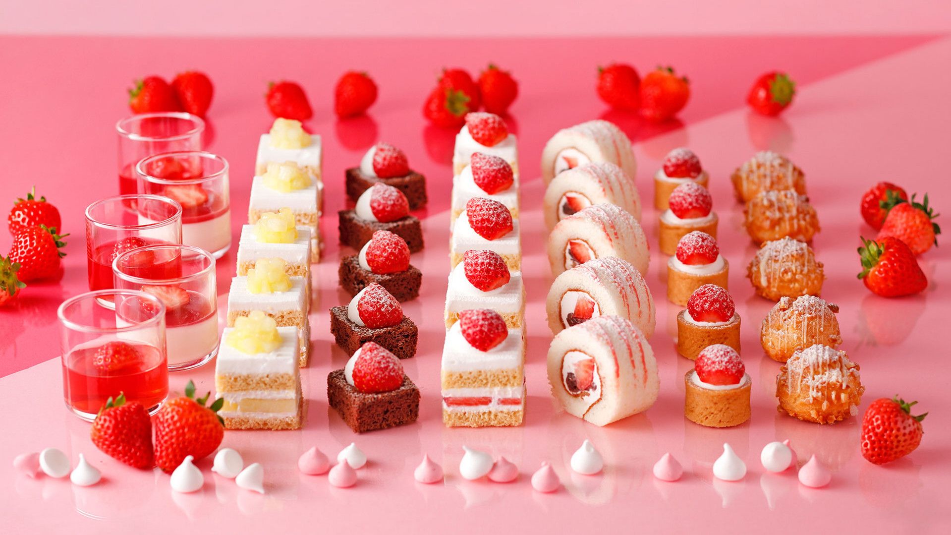 旬のいちごを使用したスイーツビュッフェ