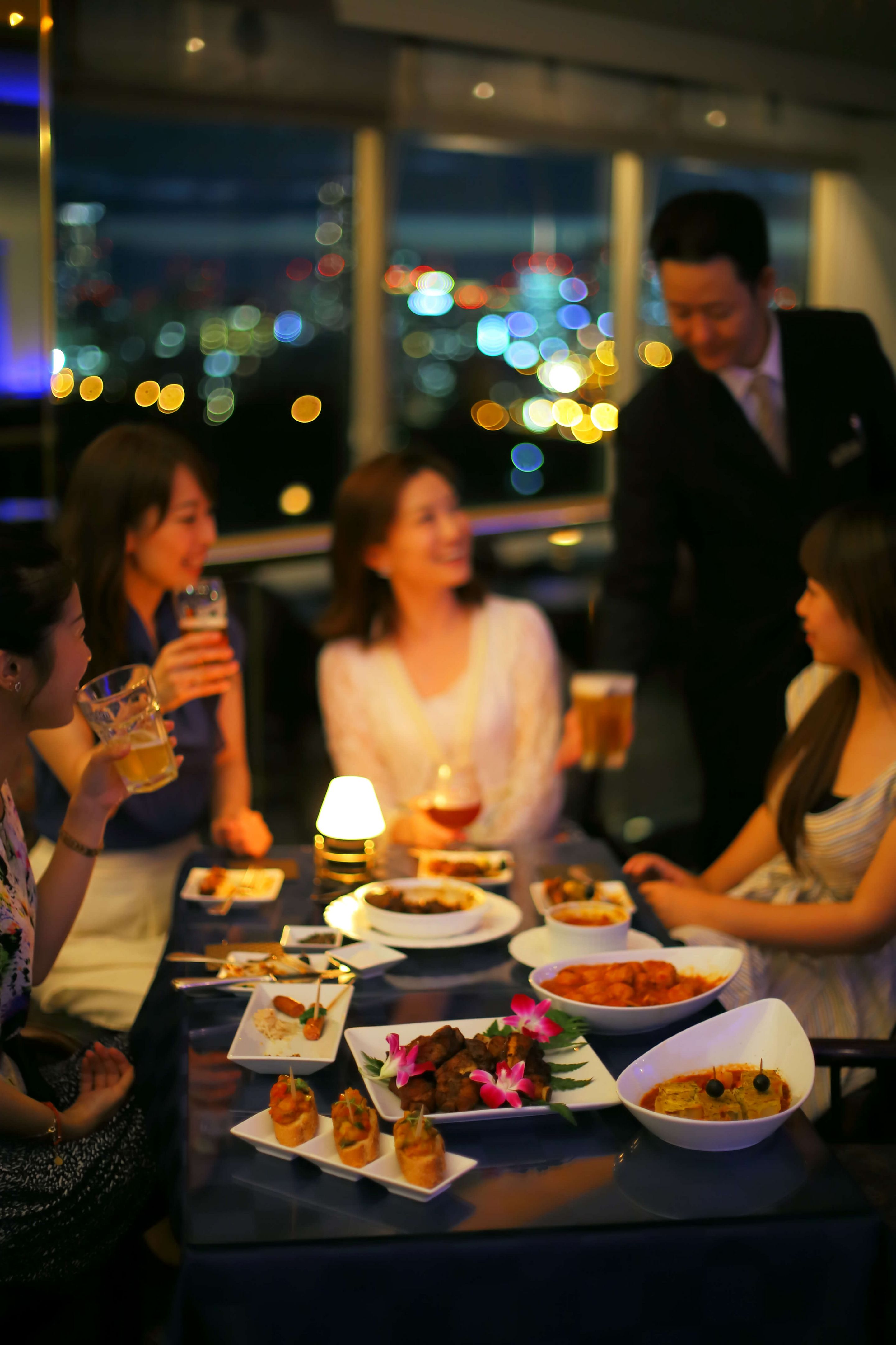 会食時の人数制限が解除 5名さま以上の会食をお得に愉しむ プラス1時間は無料で飲み放題プラン誕生 22 ホテルニューオータニ大阪