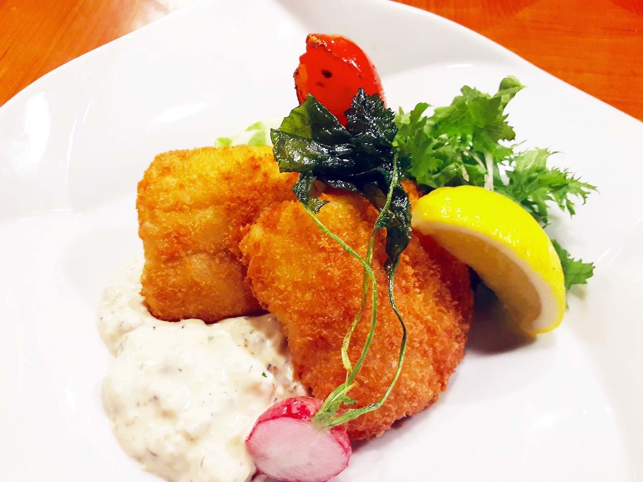 太刀魚のフリット トリュフ風味のタルタルソース