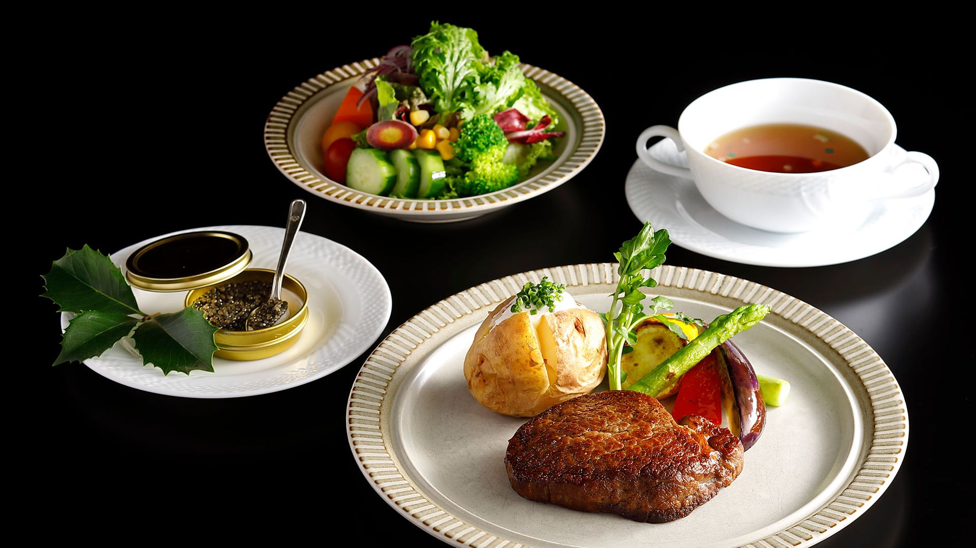 クリスマスディナーコース リブルーム ホテルニューオータニ 東京 クリスマスディナーコース リブルーム ホテルニューオータニ 東京