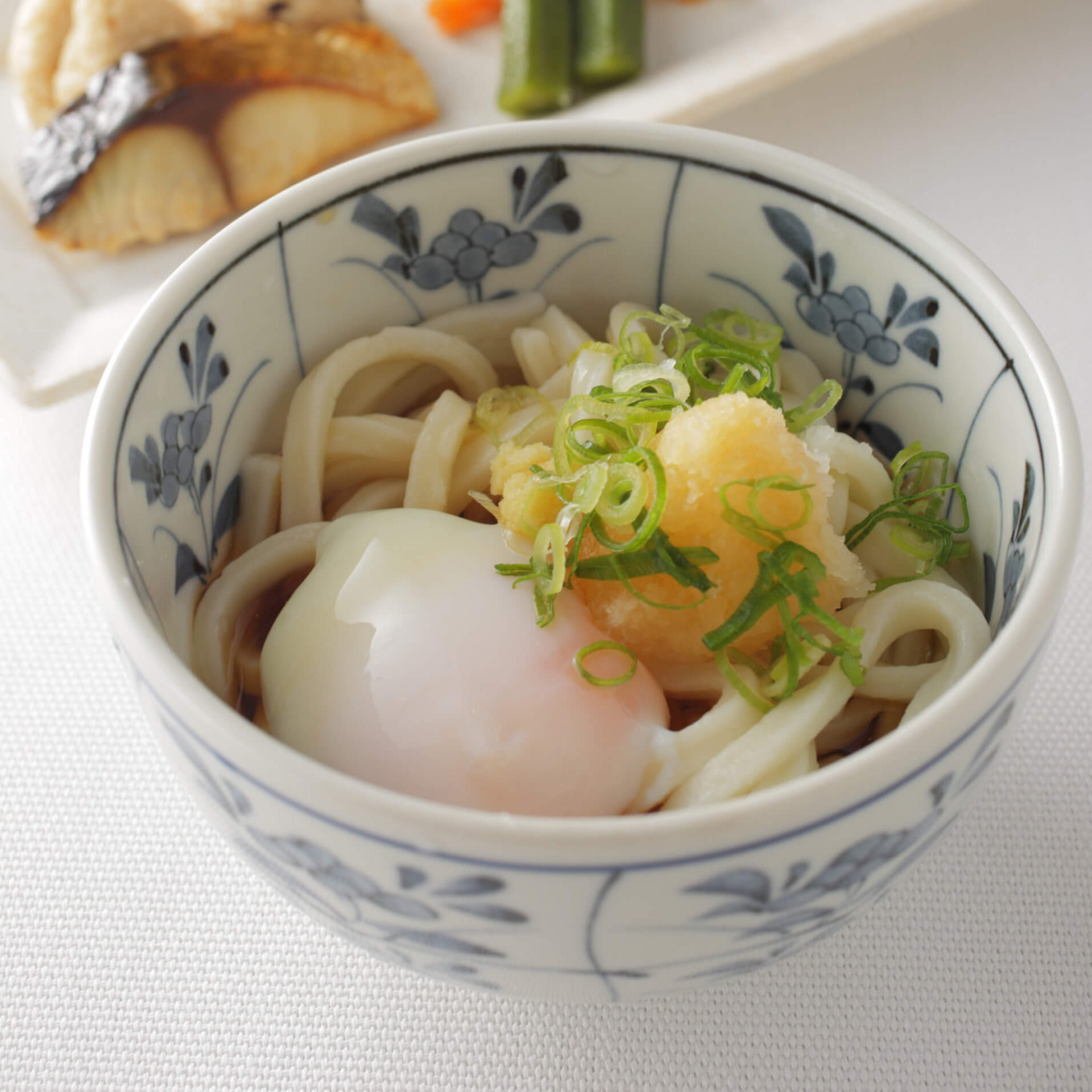 おすすめ麺料理 こだわりの出汁の旨みがやさしく沁みるうどん。