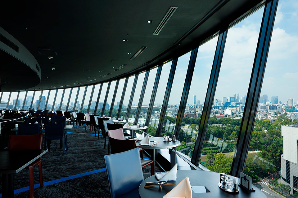 VIEW & DINING THE SKY