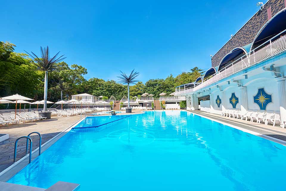 GARDEN POOL