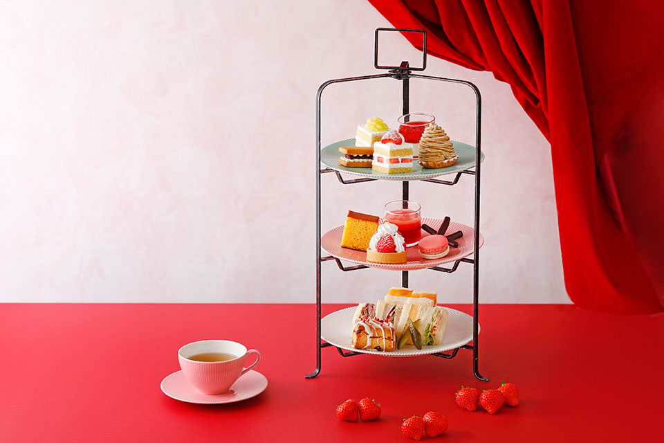 Amaou Afternoon Tea Set