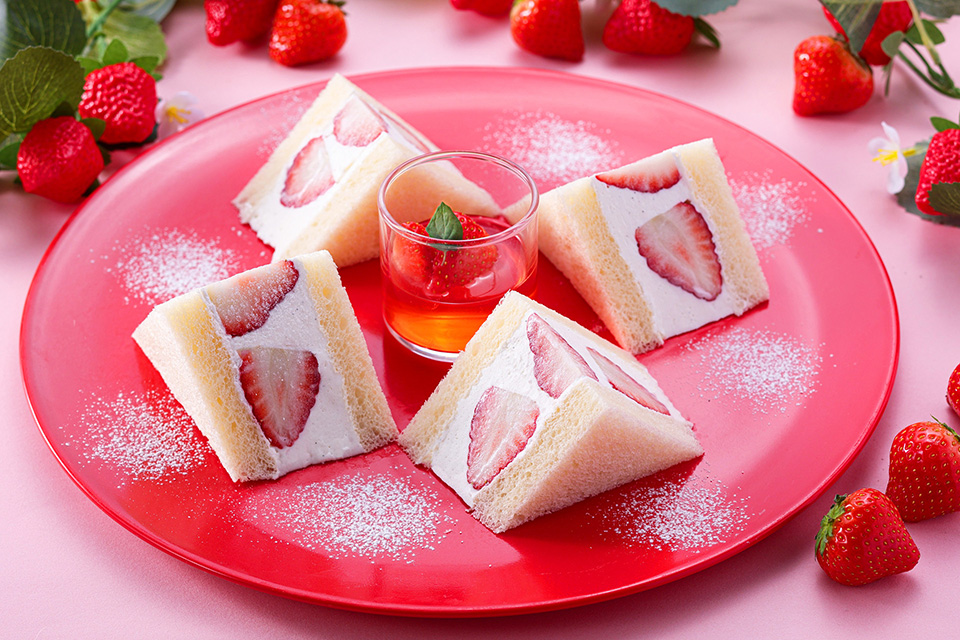 ストロベリーサンドウィッチ