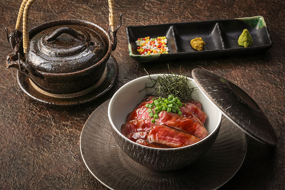 A5ランク和牛イチボの博多牛まぶし丼