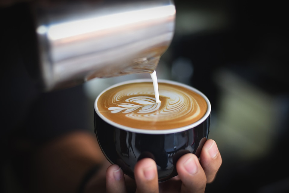 オールデイダイニング「SATSUKI」テイクアウトコーヒー(1杯500円)無料
