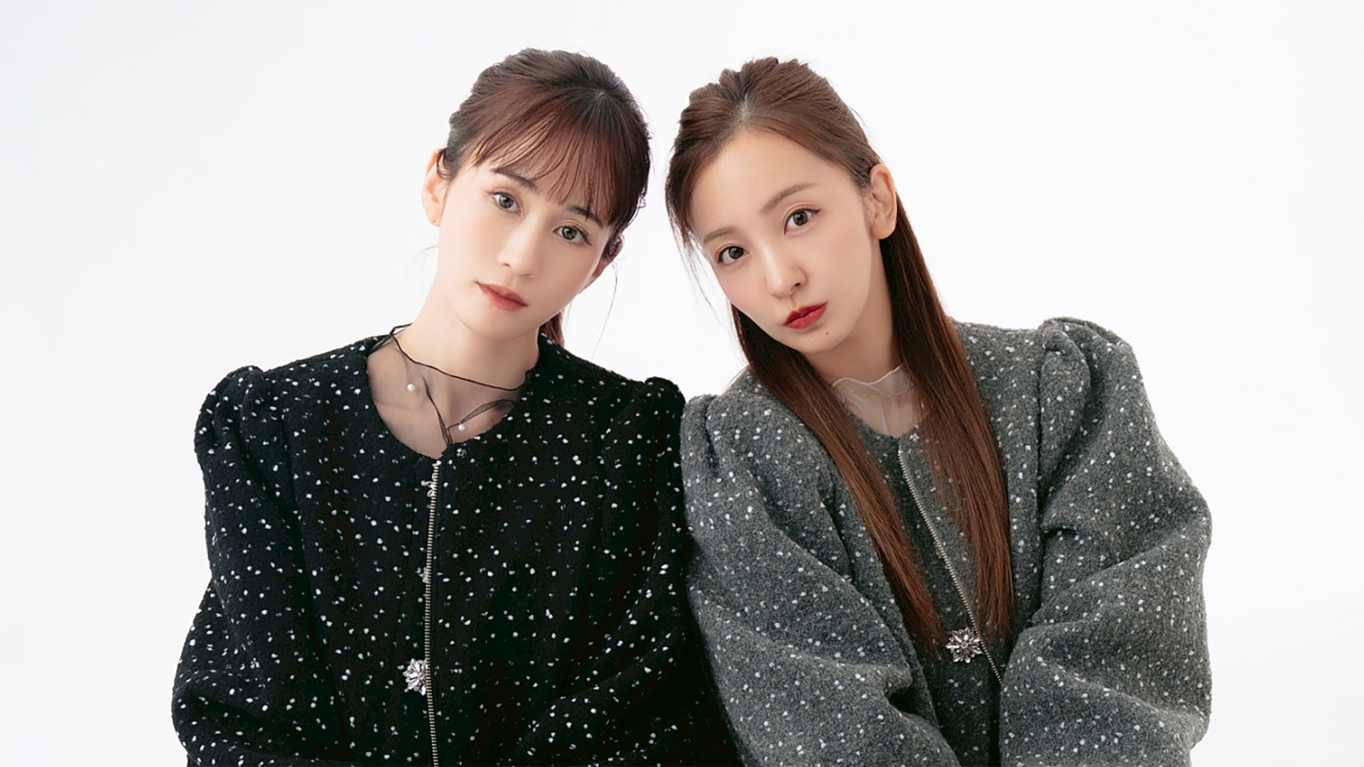 敦友20年目もやっぱり一緒 Atsuko Maeda & Tomomi Itano Christmas