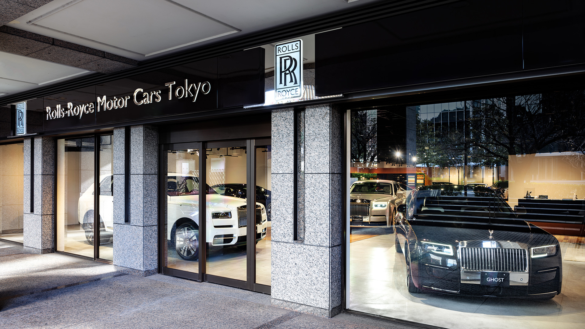 ROLLS-ROYCE MOTOR CARS TOKYO