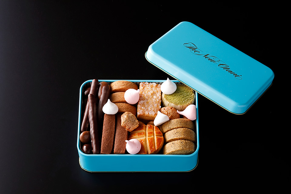母の日限定「プレミアムスイーツ×フラワーBOX」ギフトセットを