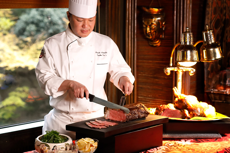 肉×あまおう”の最強ビュッフェ今年もやります！開業50周年を