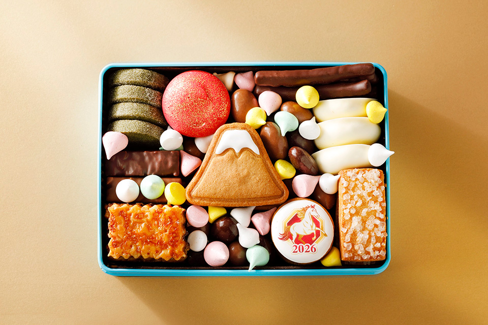 新年は、縁起の良いスイーツから。“お年賀”クッキー缶が限定登場