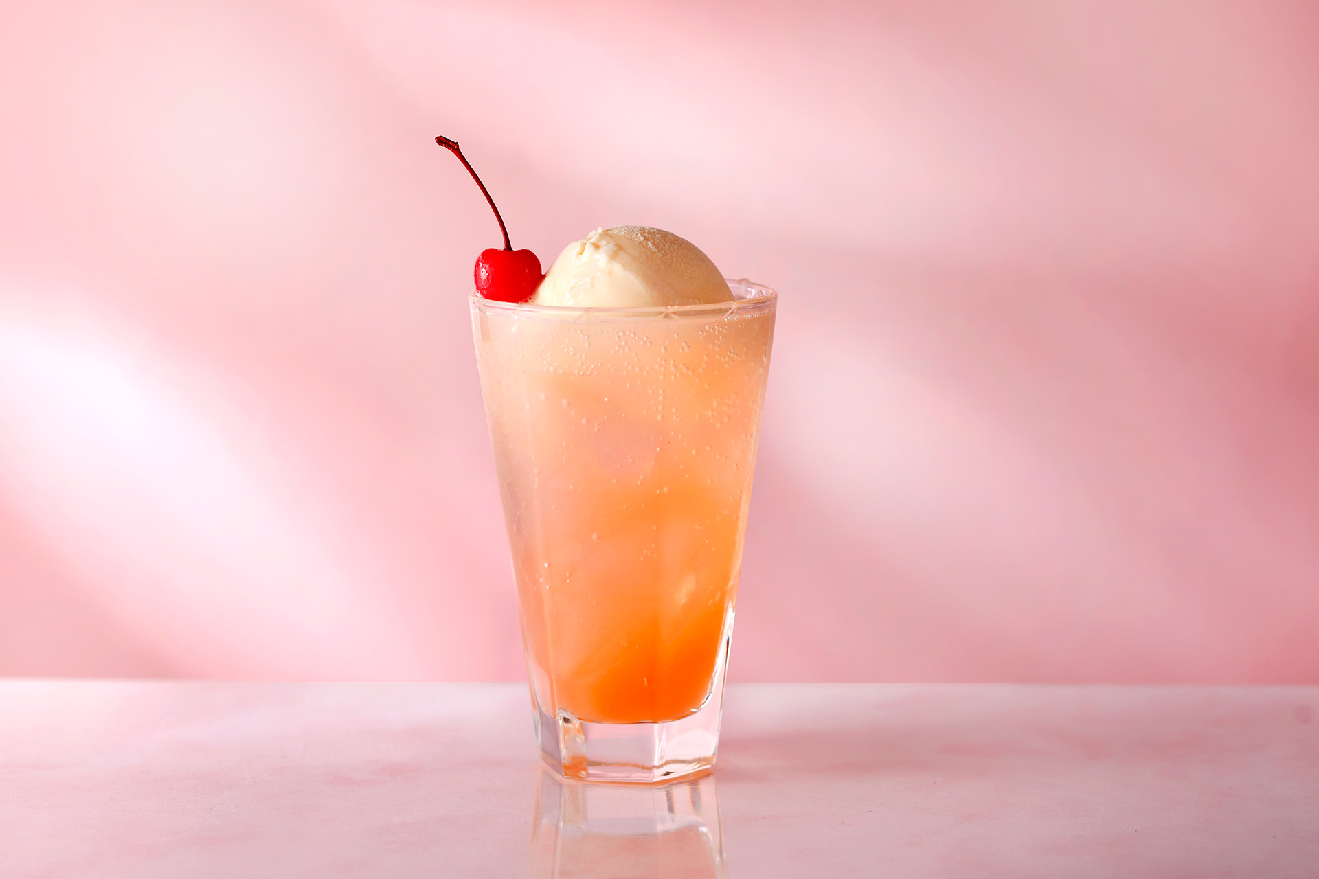 ピーチクリームソーダ