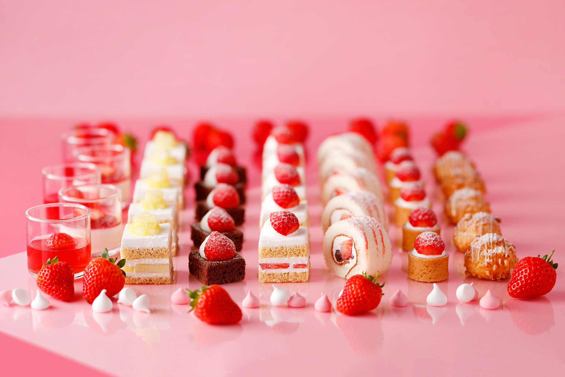 スーパースイーツビュッフェ2026 ～いちご＆あまおうスイーツ～