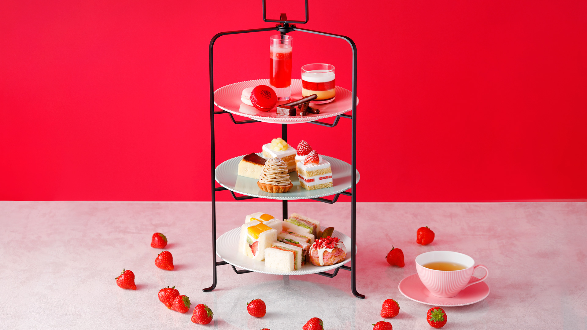 Amaou Afternoon Tea Set