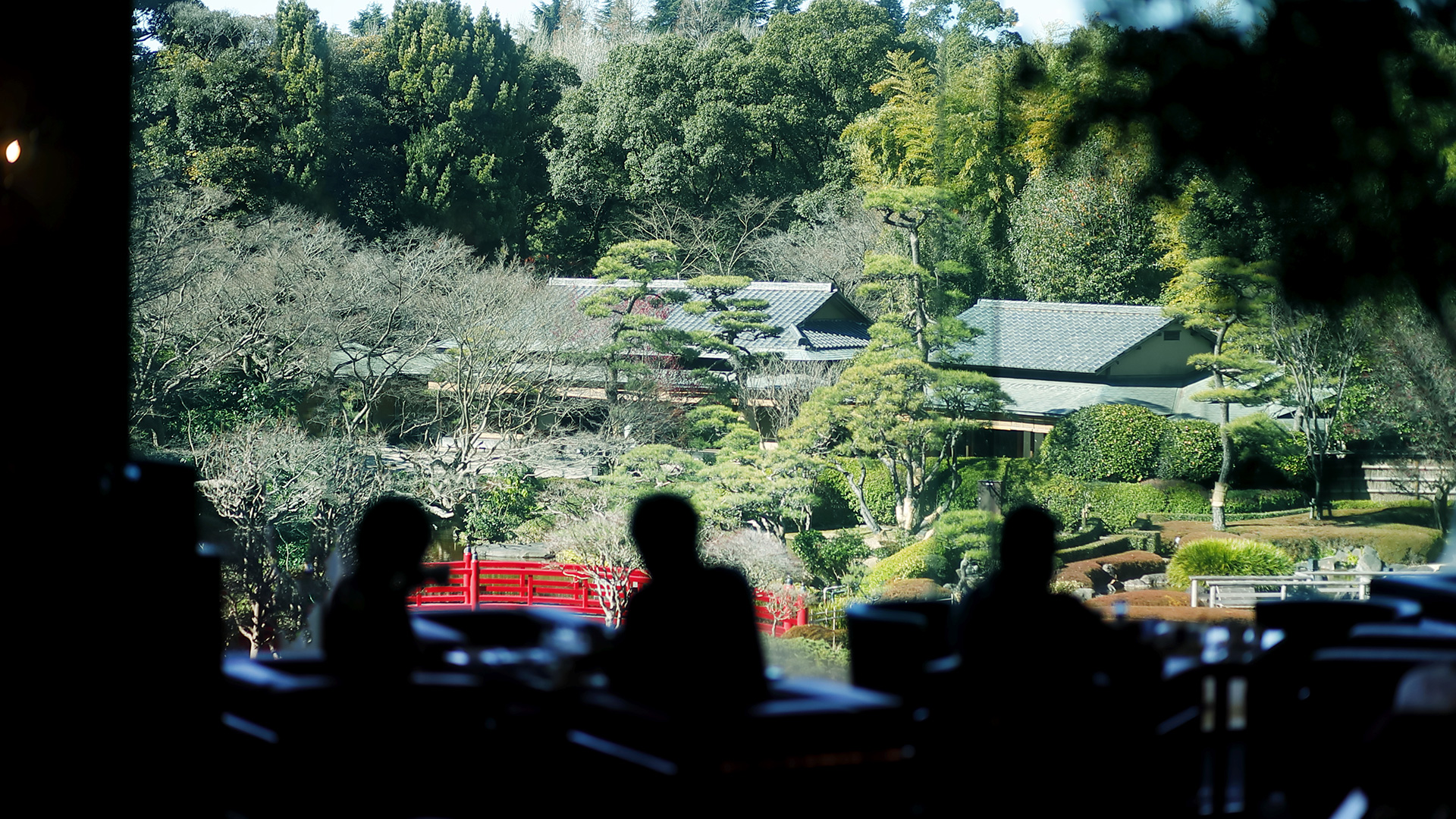 GARDEN LOUNGE