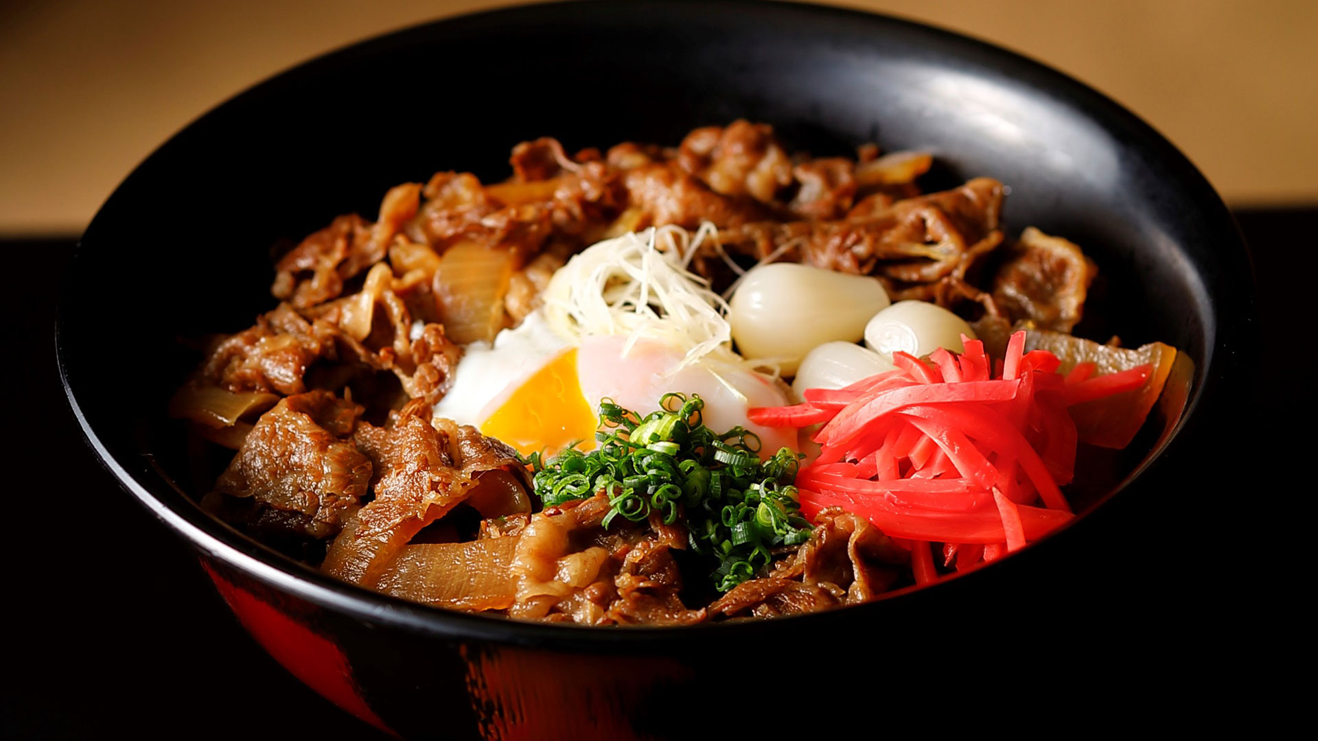 “日本の誇り” 尾崎牛丼