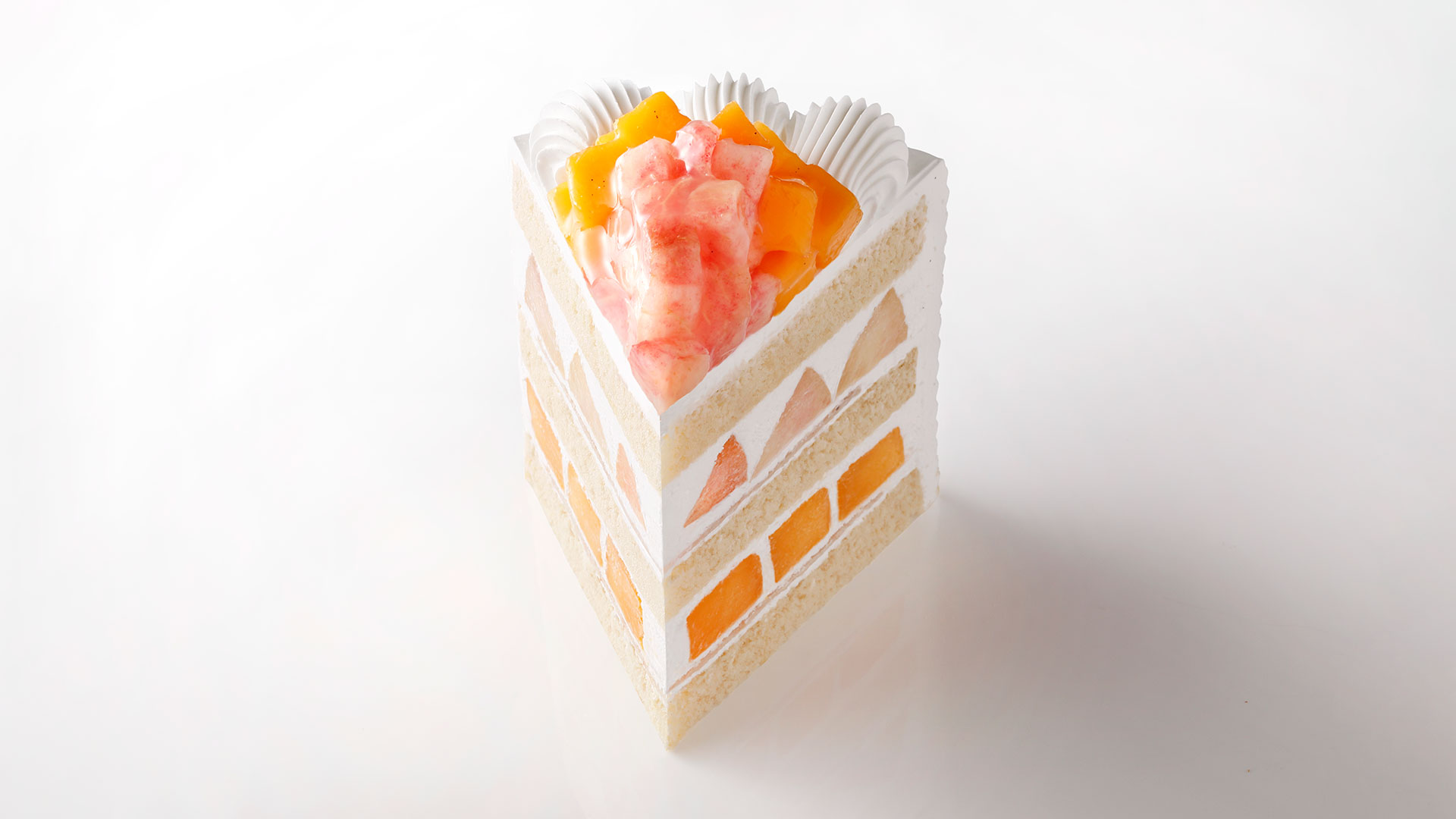 エクストラスーパーダブルショートケーキ（マンゴー＆ピーチ）