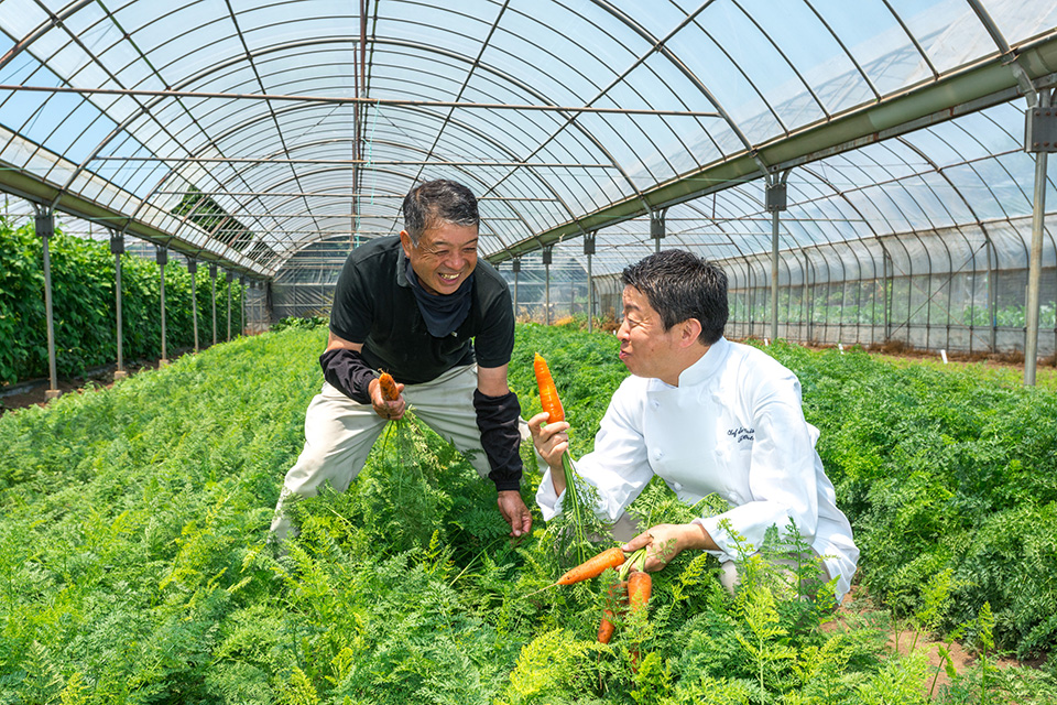 太田高広シェフ（右側）