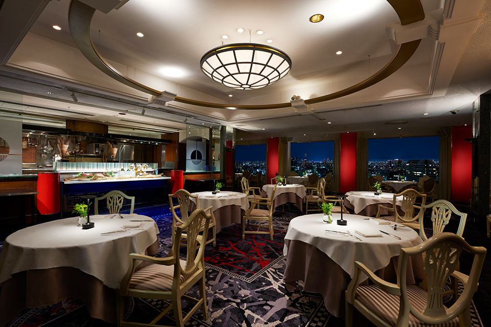 夜のベッラ・ヴィスタ店内写真