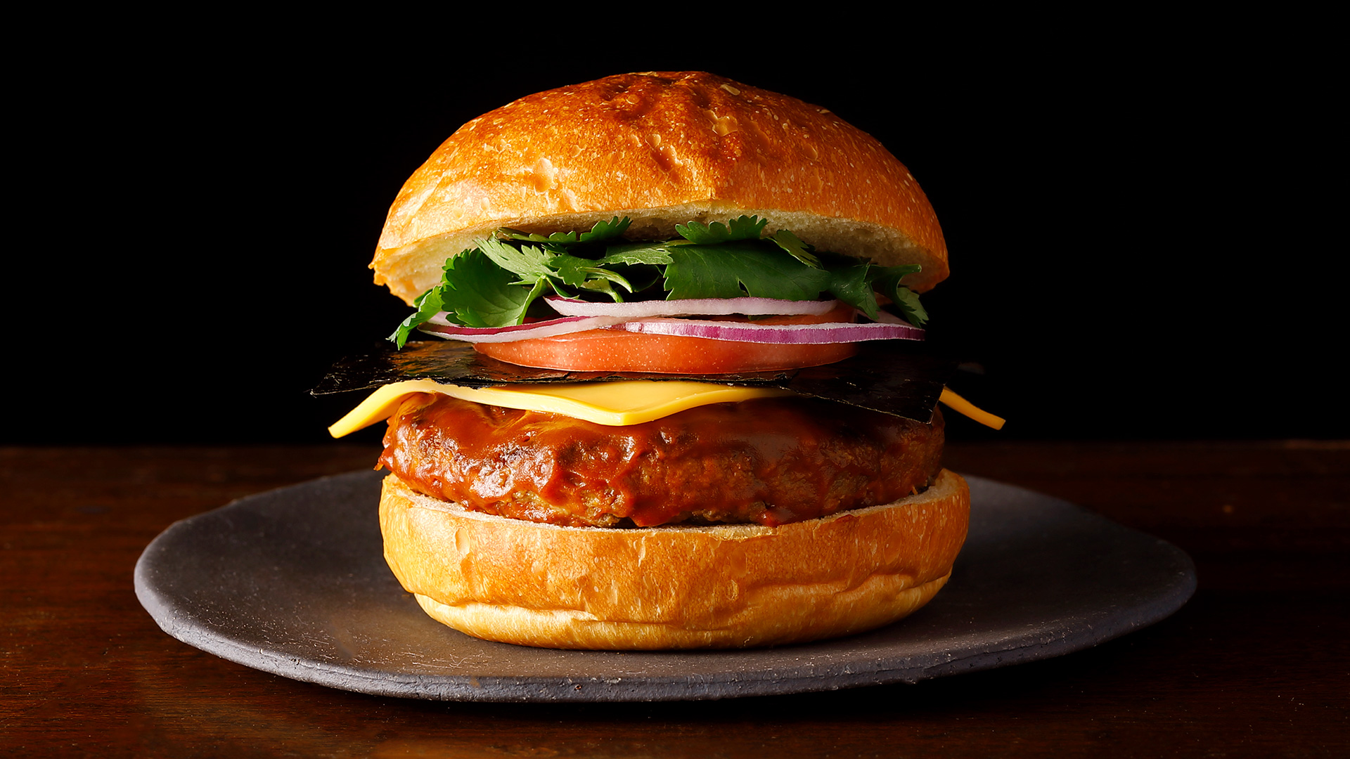 大豆ミートを使用したハンバーガーの写真