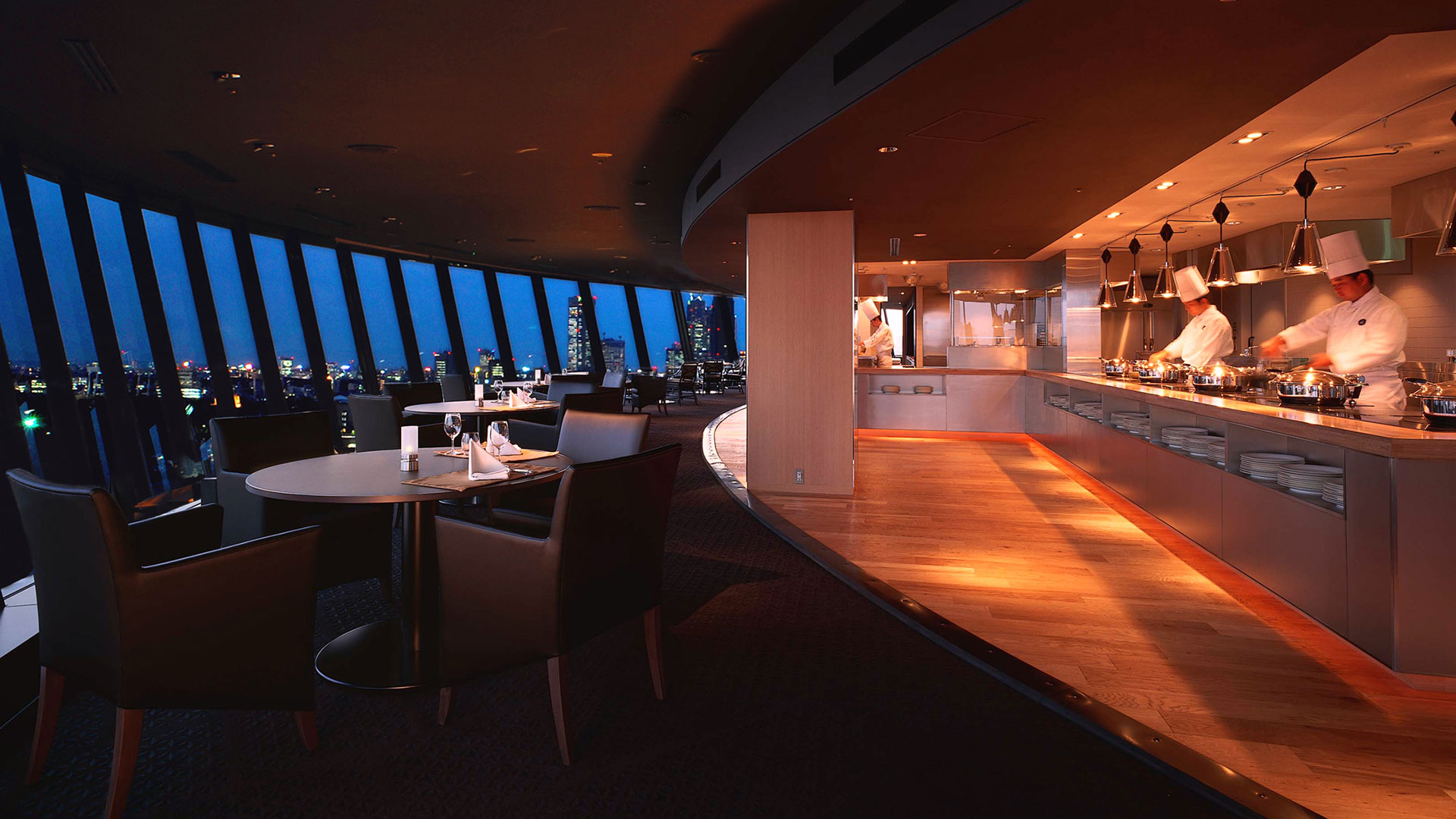 VIEW & DINING THE SKY