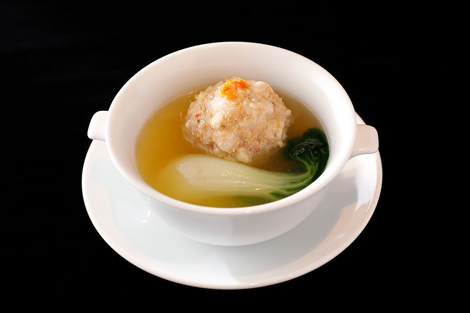 Meat Ball Soup with Mixed Crabmeat