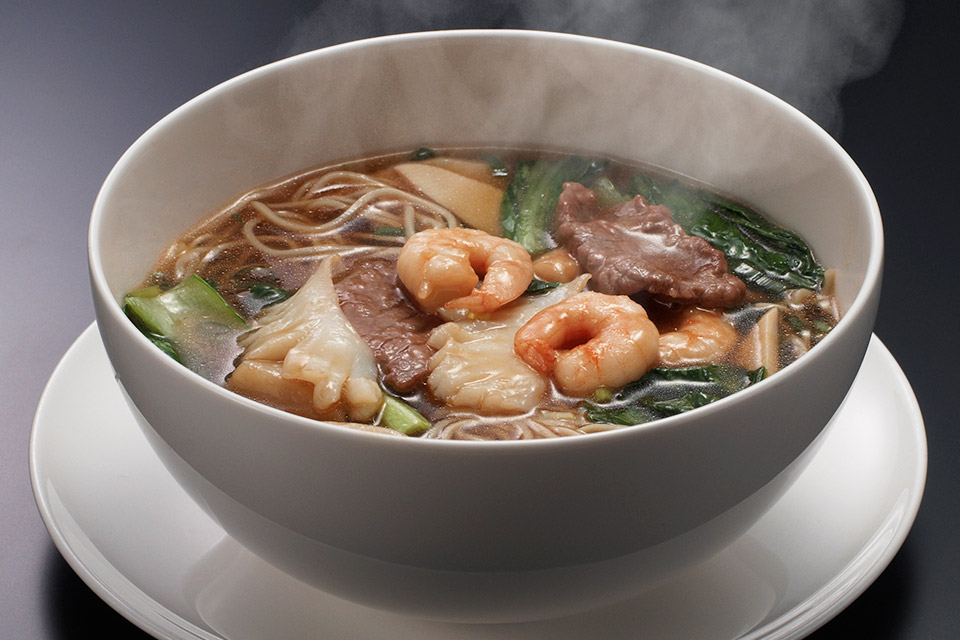 Noudle Soup with Seafood and Beef Noudle Soup with Seafood and Beef