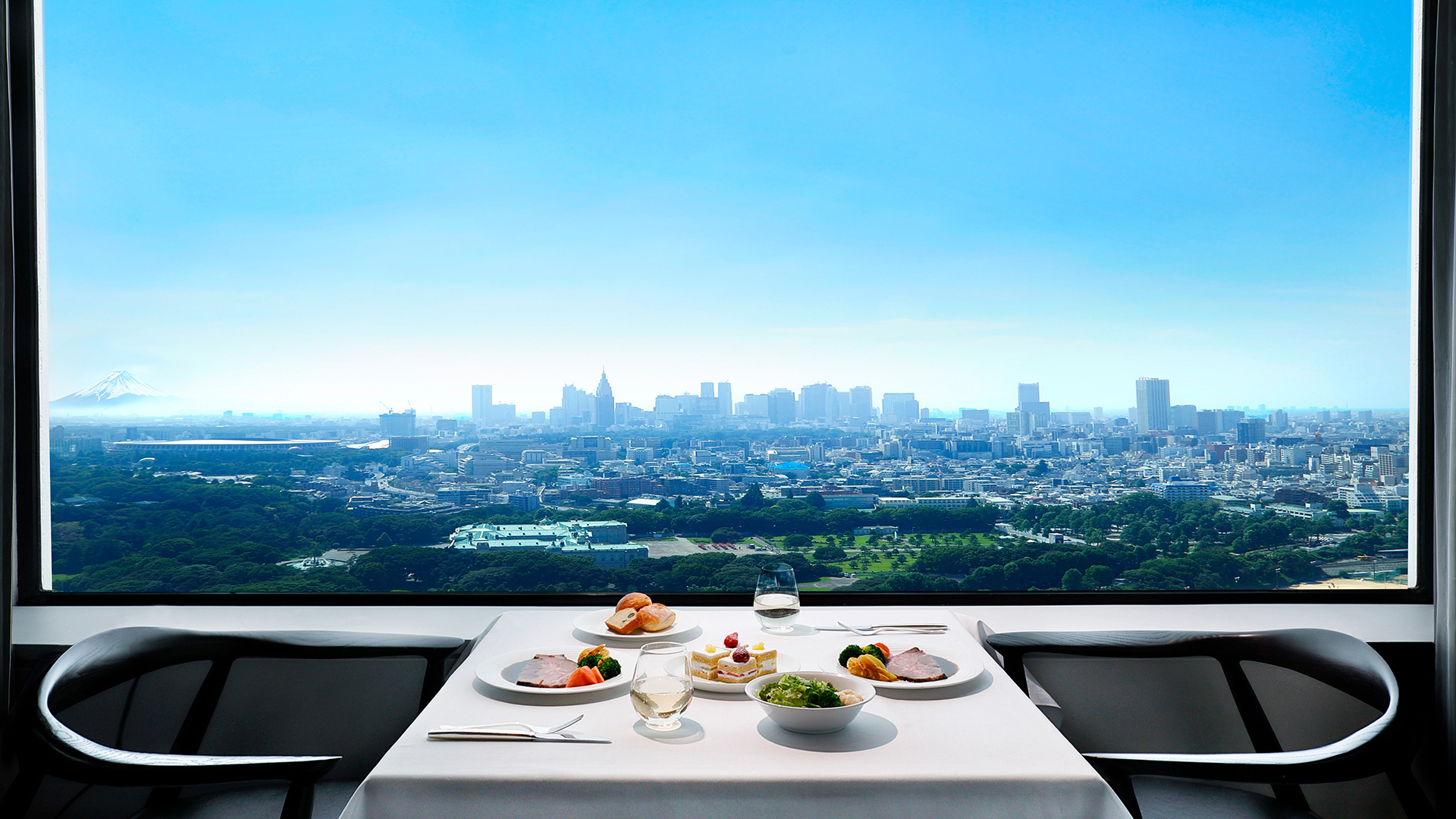 昼の店内画像