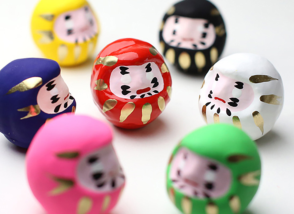 "Daruma" Decorating