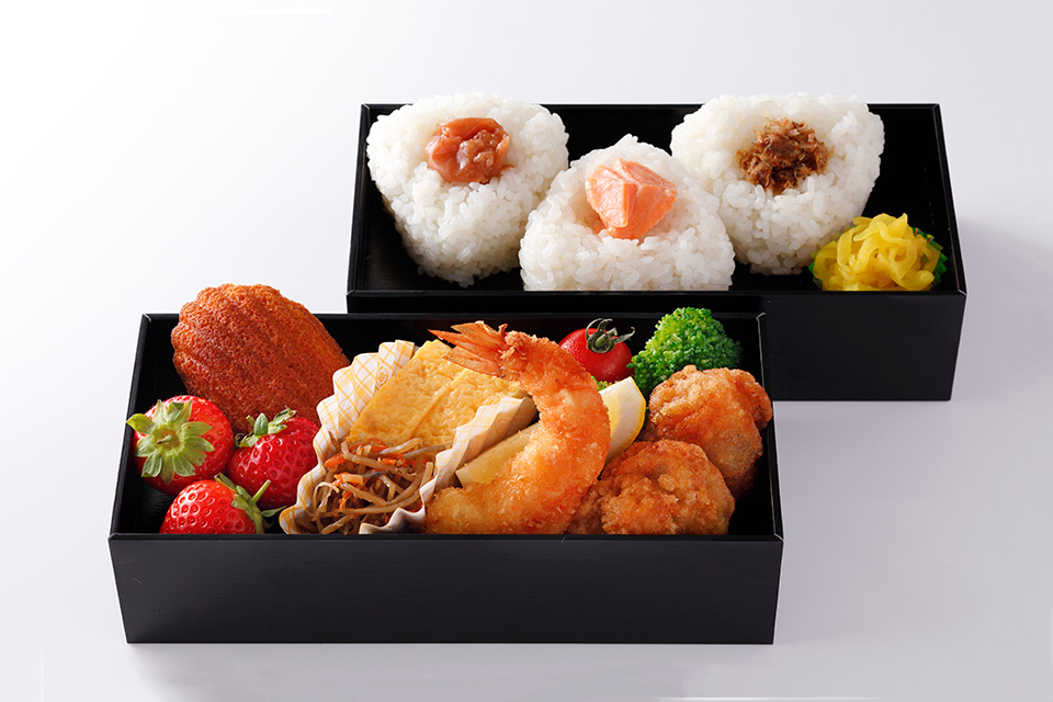 お弁当 おにぎり