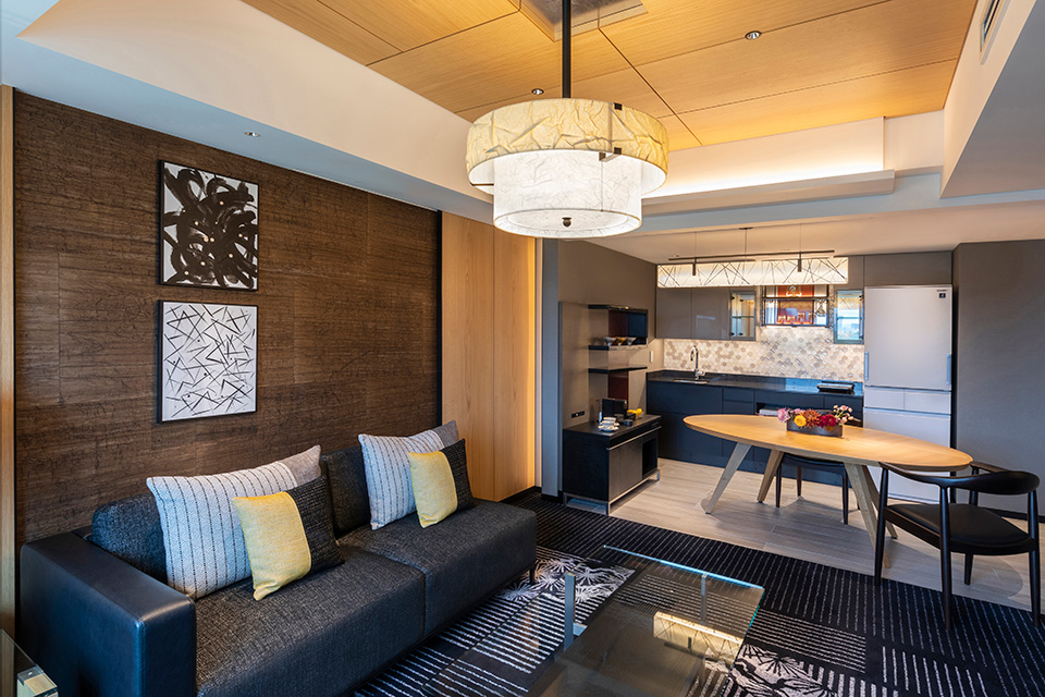 "Shin-Edo" Suite/Premium Suite