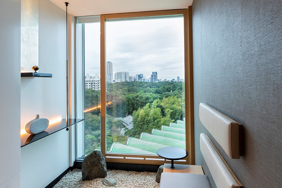 "Shin-Edo" Suite/Premium Suite
