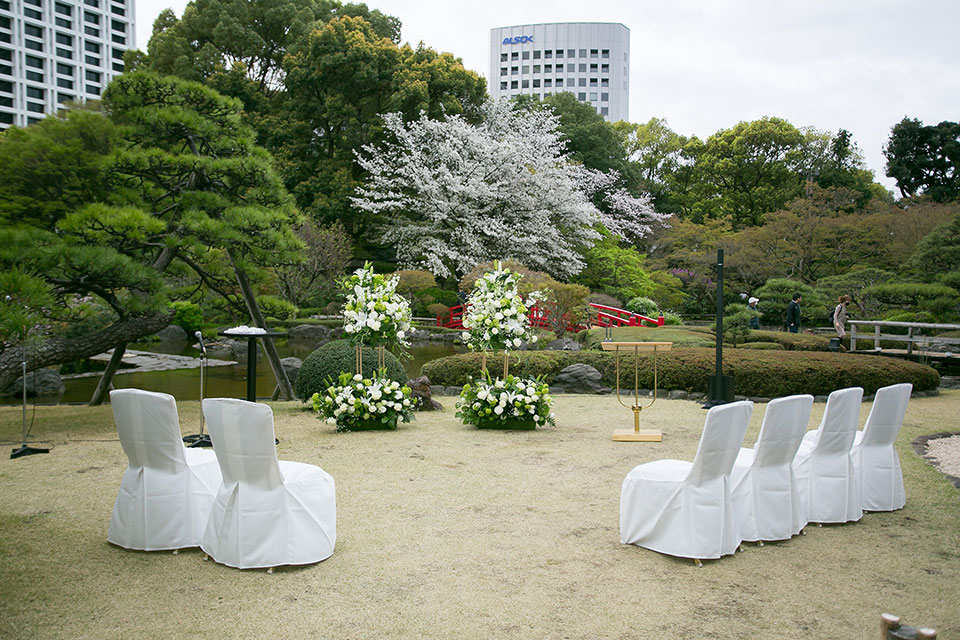 日本庭園の式場写真