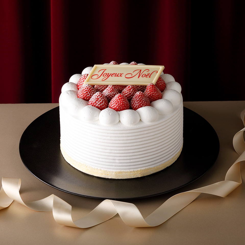 新エクストラスーパーあまおうショートケーキ