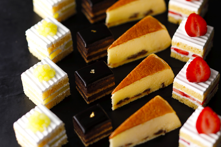 パティスリーSATSUKIのプチケーキ