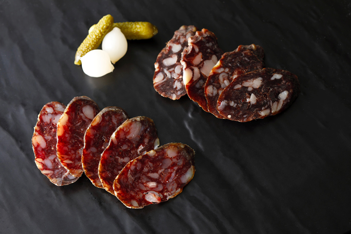 蝦夷牛熟成サラミ、蝦夷鹿熟成サラミ